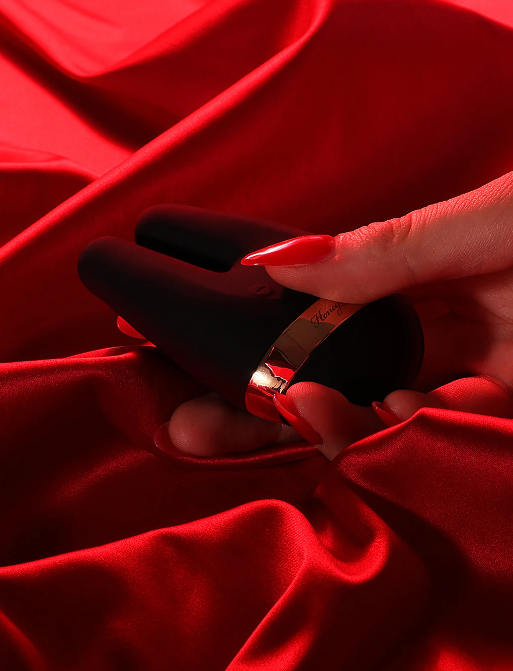 Venus Black - Image 5